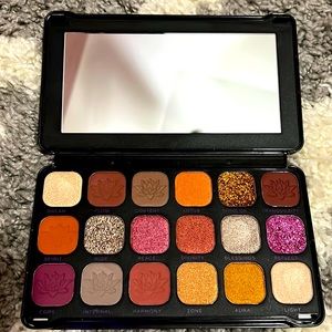 Revolution Namaste Palette